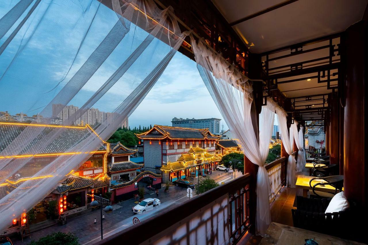 Qintai Tibetan Culture Boutique Hotel 청두 외부 사진
